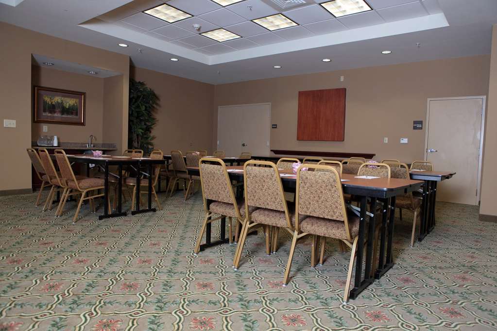 Hampton Inn Martin Facilidades foto